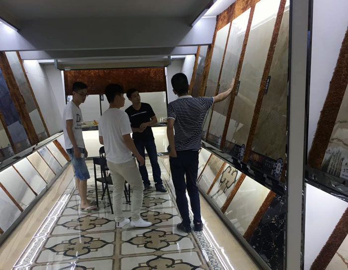 午夜免费福利视频陶瓷砖 揭阳榕城300方专卖店盛装开业，感受全新的视觉盛宴