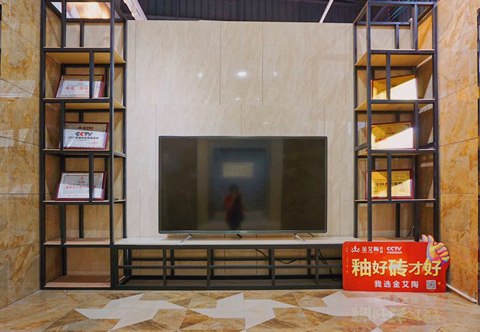 当红酒遇上......—午夜免费福利视频陶现代仿古砖&红酒品鉴会（潮安站） 优雅来袭