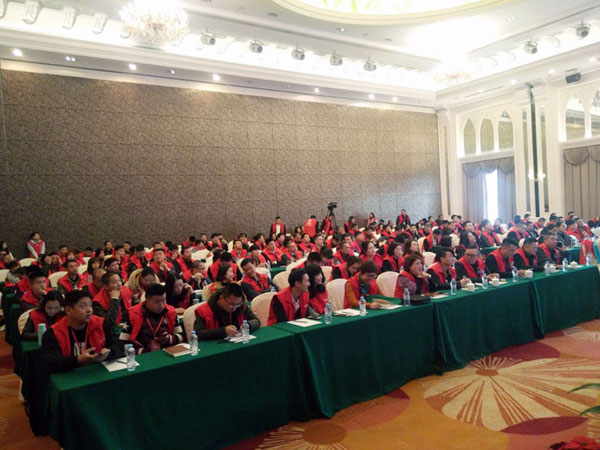 午夜免费福利视频陶瓷砖“大格局·大趋势·大变革”2018年度经销商峰会圆满结束