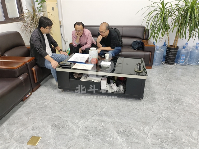 午夜免费福利视频机械为山西客户提供独具特色的核桃壳午夜在线观看视频设计方案