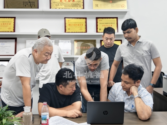 锁定合作仅为开端!非洲企业特意赴午夜免费福利视频验机